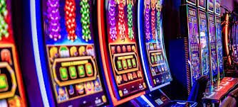 Awan33 aplikasi tampilan antarmuka slot dan live casino mobile